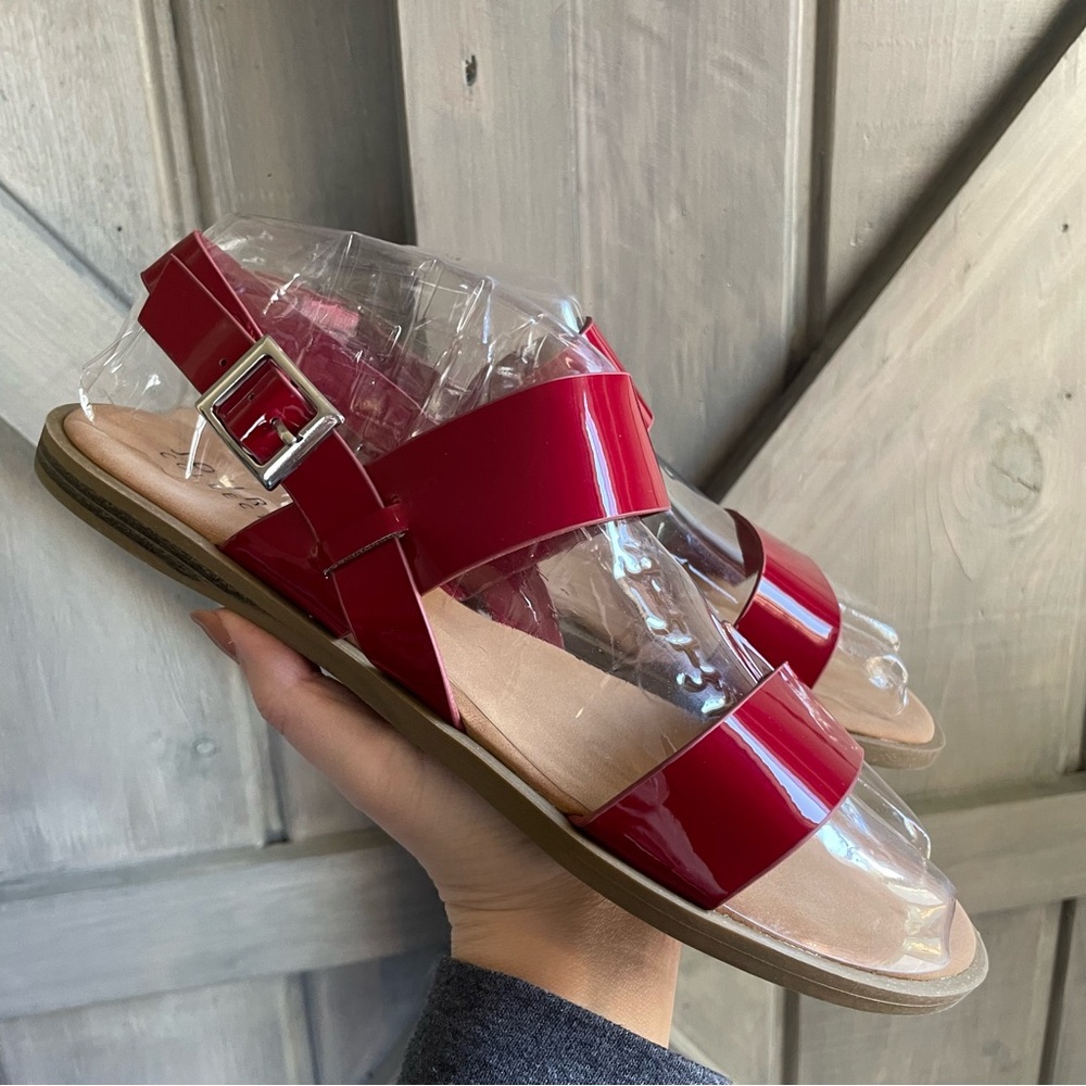 NEW Red Patent Ankle Strap Flat Sandals Women's Open‎ Toe Casual Summer Shoes 10 - Picture 4 of 7